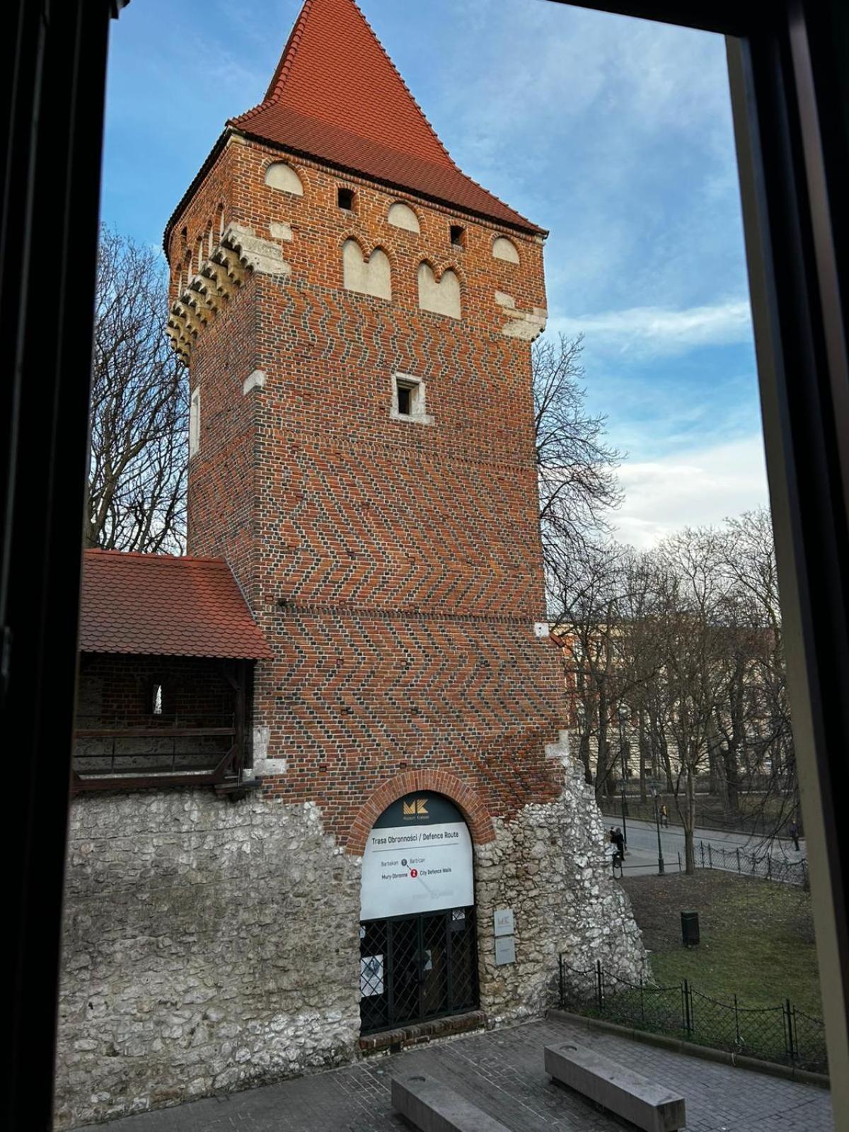 Golden Apartments With Lift - Old Town Cracovia Esterno foto